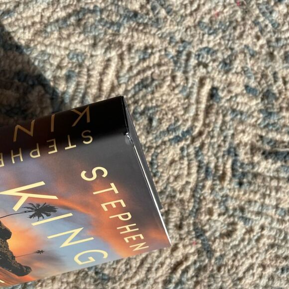 You Like It Darker Hardback Book Stephen King Horror Fiction 12 short stories - Picture 3 of 5